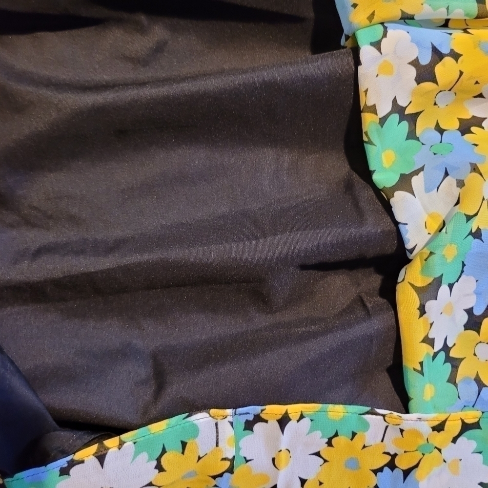𝅺LOFT Skirt - Picture 2 of 7